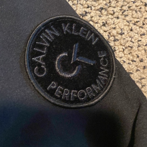 Calvin Klein Performance Black Hooded Jacket Size Large in EUC - Picture 3 of 11